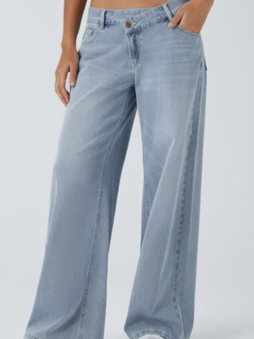 EUC Halara Flex™ Asymmetric Low-Rise Zipper Pockets Baggy Wide Leg Washed Jean,